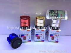 2018 new desing mini wireless bluetooth speaker with mobile phone holder Couplet function