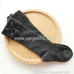 Top fashion wholesale fur inside winter comfortable kid pom socks