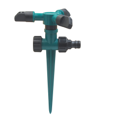 Plastic 3-arm lawn water rotary sprinkler