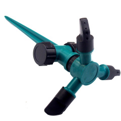 Plastic 3-arm lawn water rotary sprinkler