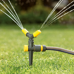 Plastic 2-arm garden water circle whirling sprinkler