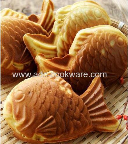 JAPANESE STYLE TAIYAKI MAKER 