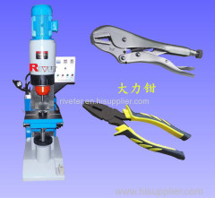 Locking pliers riveting machine radial riveting machine hydraulic rivetin machine