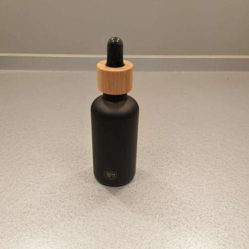 50ml black essential oil bottle with bamboo dropper