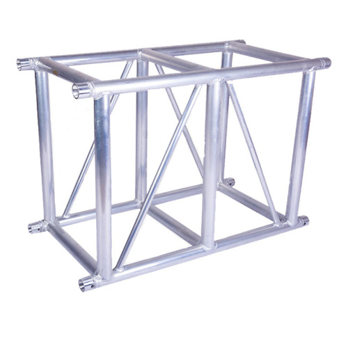 600x760 mm Rectangular truss with connical coupler connection