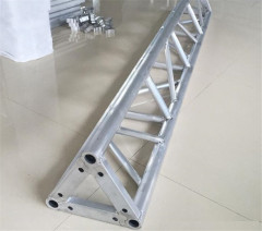 300mm Triangle truss with bolt connection