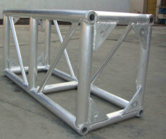 520x760mm Rectangular truss with bolt connection