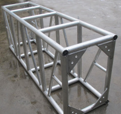 520x760mm Rectangular truss with bolt connection