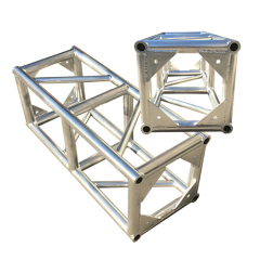 400 x 400mm Box truss with bolt conneciton