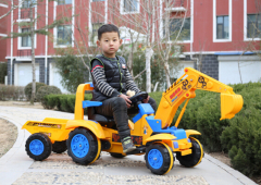 best selling farm mini tractor car 4x4 electric kids ride on tractor wholesale