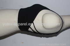 bra with artificial knots