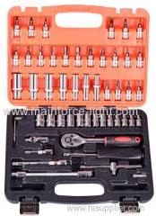 15 PCS tool kits(middle box)