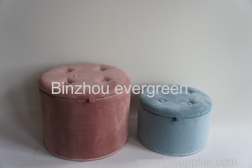 Round storage ottoman with removable lid. storage footstool. pouf. box.