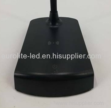 euroliteLED Led Desk Lamp with USB Port and 360° Adjustable Metal Hose