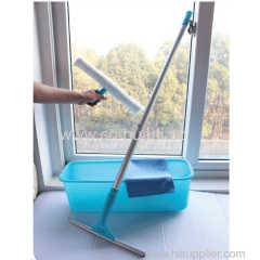 Window wiper cleaner and bucket set