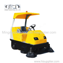 ride on compact sweeper / street floor sweeping machine/driveway vacuum sweeper