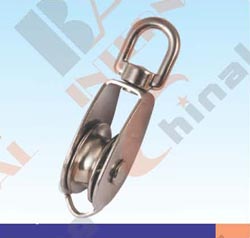 S.S. SWIVEL EYE PULLEY Single sheave AISI :304 or 316