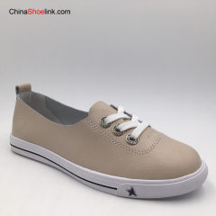 OEM ODM Summer Female Leather Flats Shoe Wholesale Ladies Casual Flat Shoes for Women