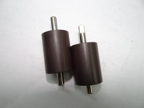 Ring ferrite injection magnet