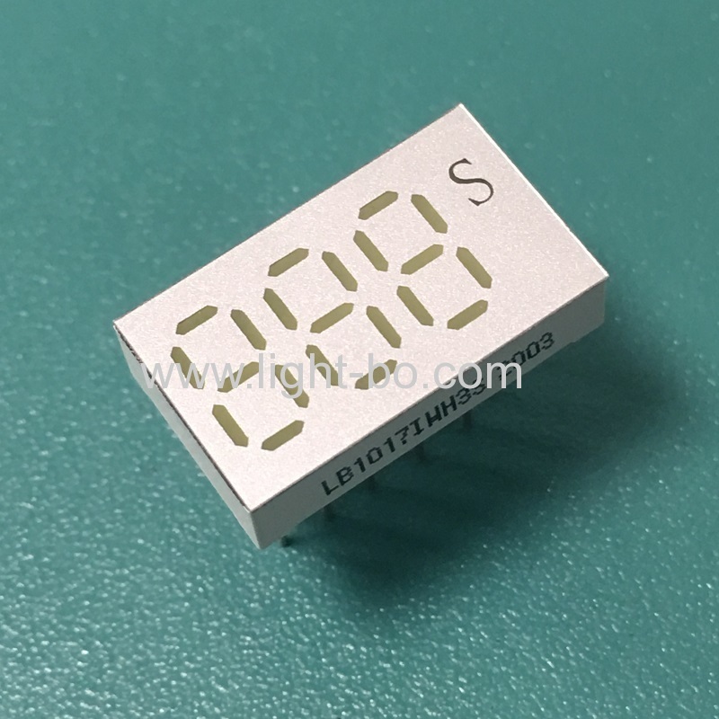 ultraweißes benutzerdefiniertes kleines 0,25-Zoll-3-stelliges 7-Segment-LED-Display für die Instrumententafel