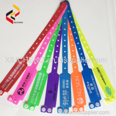 NFC213 MIFARE S50 Vinyl Event Wristbands one time use PVC hospital Bracelet