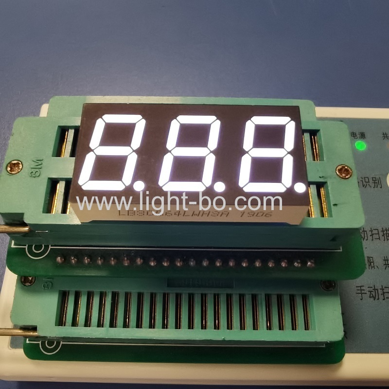 dreistellige 0,56 Zoll ultraweiße 7-Segment-LED-Anzeige gemeinsame Kathode zur Temperaturregelung