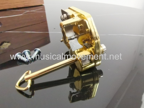 DELUXE 18 NOTE MUSICAL MOVEMNET WITH CUSTOM WINDING SHAFT AND EXTENDER AXLE