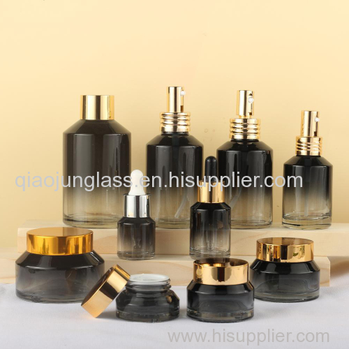 Latest New Design Round Square Perfume Glass Bottle Cosmetic Set with Pump