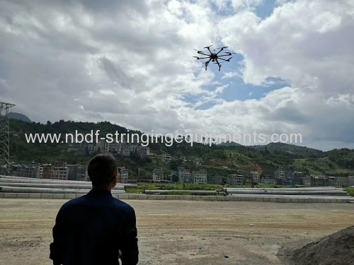 Drones de 8 eixos para amarrar linha de transmissão