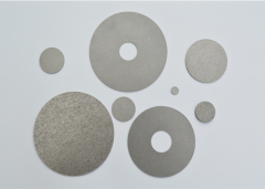 Sintered titanium porous electrode plate used for PEM electrolytic cell