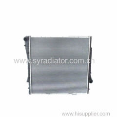 Aluminum Car Radiator for BMW E53/X54 MT