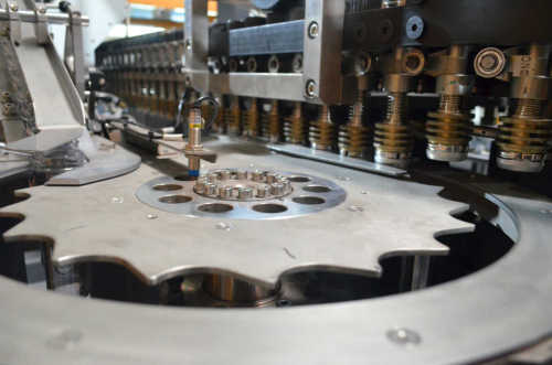 Longsun Blow molding machine design output rate: 9000/bph(2L)
