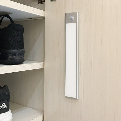 Ultra Thin Wireless Under Cabinet Rechargeable Motion Sensor Closet Light