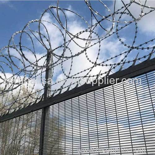 358 Security mesh fence