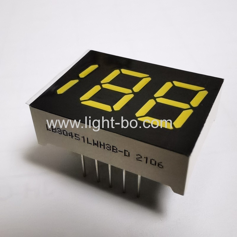 ultra-brilhante branco 2 1/2 dígitos e 7 segmentos display led de 0,45 "cátodo comum para indicador de temperatura