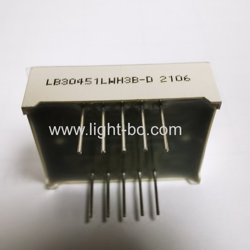 ultrahelles weißes 2 1/2-stelliges 7-Segment-LED-Display 0,45" gemeinsame Kathode für Temperaturanzeige