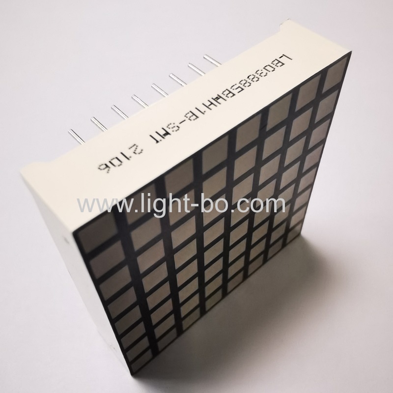 31,7 * 31,7 mm 8x8 quadrada matriz de pontos de LED display linha ânodo superfície preta branca epóxi cor branca