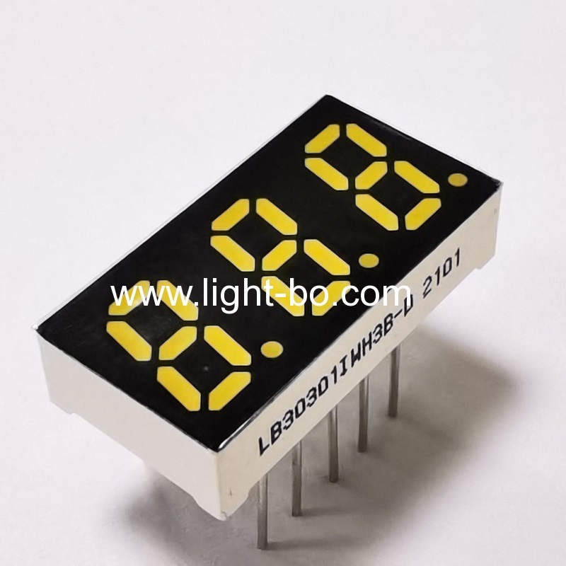 ultrahelles weißes 0,3" gemeinsame Anode 3-stellige 7-Segment-LED-Anzeige für Instrumententafel