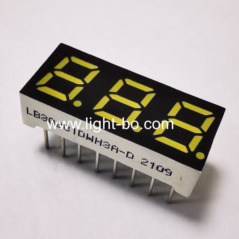 Catodo comune con display a LED a 7 segmenti a tripla cifra da 0,28 pollici ultra bianco a 16 pin per macchina da caffè