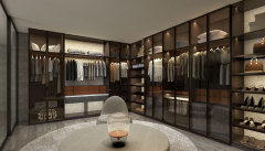 WALK-IN CLOSET 1