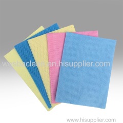 Food service cleaning wipes