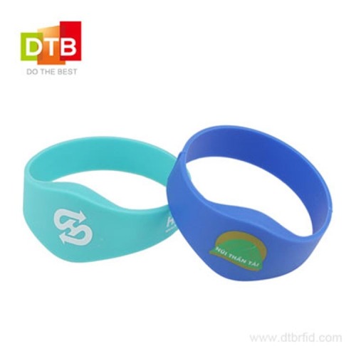 RFID Silicone Wristband 1