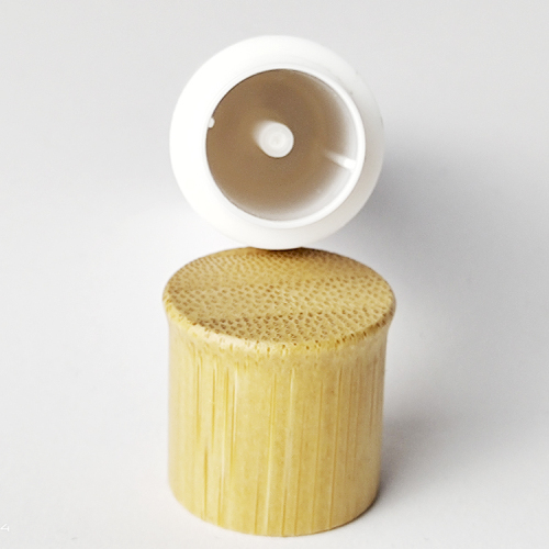 Eco friendly 5ml plastic PP lip balm container tube with bamboo screw cap