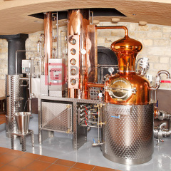 Copper helmet distillation equipment distillation tower vodka distillery DEGONG