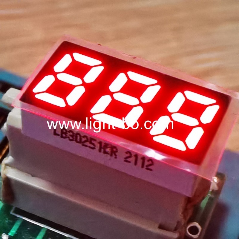vermelho super brilhante tamanho pequeno 3 dígitos 0,25 "7 segmentos LED catodo comum para painel de instrumentos