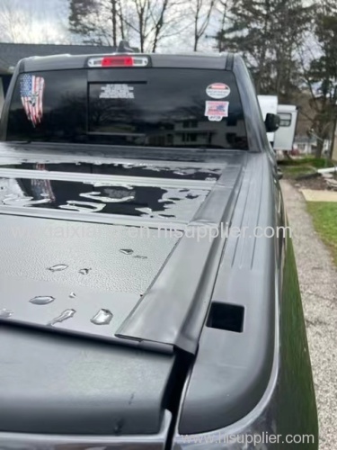 Aluminum alloy folding pickup truck rear covers/ Tonneau covers /Pickup tonneau hoods