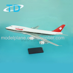 Creative Corporate Gifts Swissair B747 (47cm) 1/150 Resin Static Model Aircraft