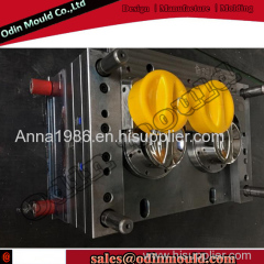 Plastic flip top cap mould