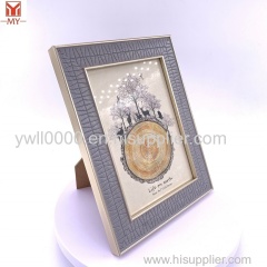 Wholesale PS Plastic Photo Frame Golden Border Geometric Line Pattern Photo Frame Wall Hanging Photo Tabletop