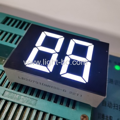ultrahelle weiße 0,79-Zoll-7-Segment-LED-Anzeige 2-stellige gemeinsame Kathode für Warmwasserbereiter-Temperaturanzeige